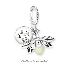 Cargar imagen en el visor de la galería, Charm Luciérnaga