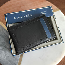 Cargar imagen en el visor de la galería, Tarjetero COLE HAAN