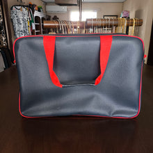 Cargar imagen en el visor de la galería, Maleta Vinipiel Marino Rojo