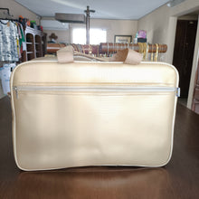 Cargar imagen en el visor de la galería, Maleta Vinipiel Dorada