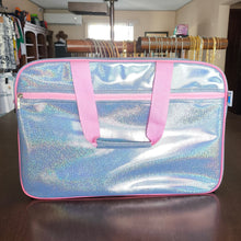 Cargar imagen en el visor de la galería, Maleta Charol Tornasol Rosa