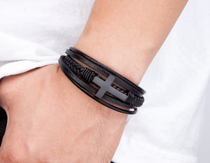 Brazalete Piel Cruz Negra