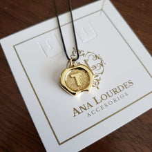 Cargar imagen en el visor de la galería, Collar Inicial Corazón