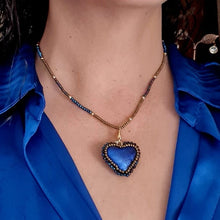 Cargar imagen en el visor de la galería, Charm Corazón Metálico