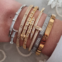 Cargar imagen en el visor de la galería, Brazalete Serpiente Circonia