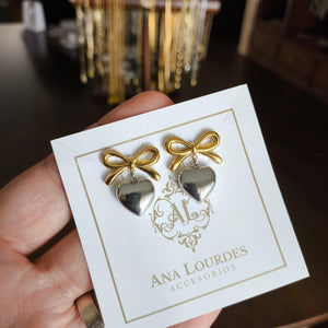 Aretes Corazón Moño