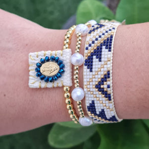 Pulsera Virgen Tejida