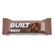 Cargar imagen en el visor de la galería, Empaque café de barra de proteína Built Puff sabor brownie batter de 40 gramos