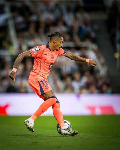 Barcelona RAPHINHA Niño