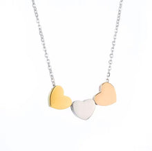 Cargar imagen en el visor de la galería, Collar Corazones