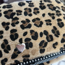 Cargar imagen en el visor de la galería, Bolso Chicago Animal Print