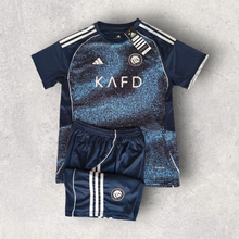 Cargar imagen en el visor de la galería, Al-Nassr RONALDO Niño