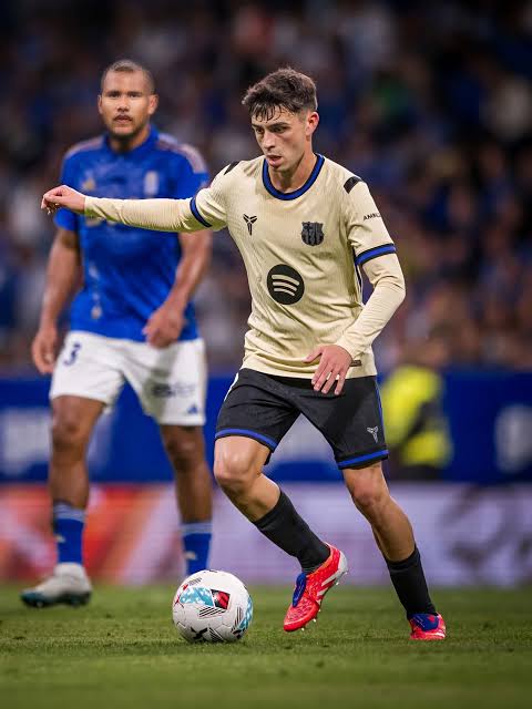 Barcelona PEDRI Niño