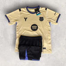 Cargar imagen en el visor de la galería, Barcelona PEDRI Niño