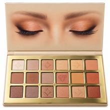 Cargar imagen en el visor de la galería, Ellen Tracy Paleta de Sombras Chic Nudes