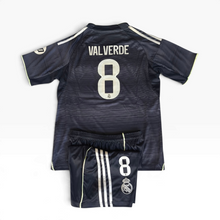 Cargar imagen en el visor de la galería, Real Madrid VALVERDE Niño