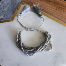 Cargar imagen en el visor de la galería, Pulsera Multicristal Plata Tornasol