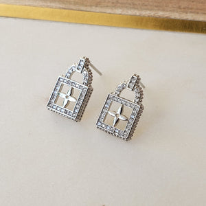 Aretes LV