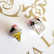 Cargar imagen en el visor de la galería, Charm Cono de Nieve