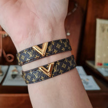 Cargar imagen en el visor de la galería, Pulsera LV