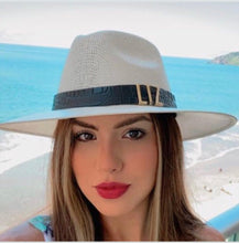 Cargar imagen en el visor de la galería, Sombrero Hueso Negro